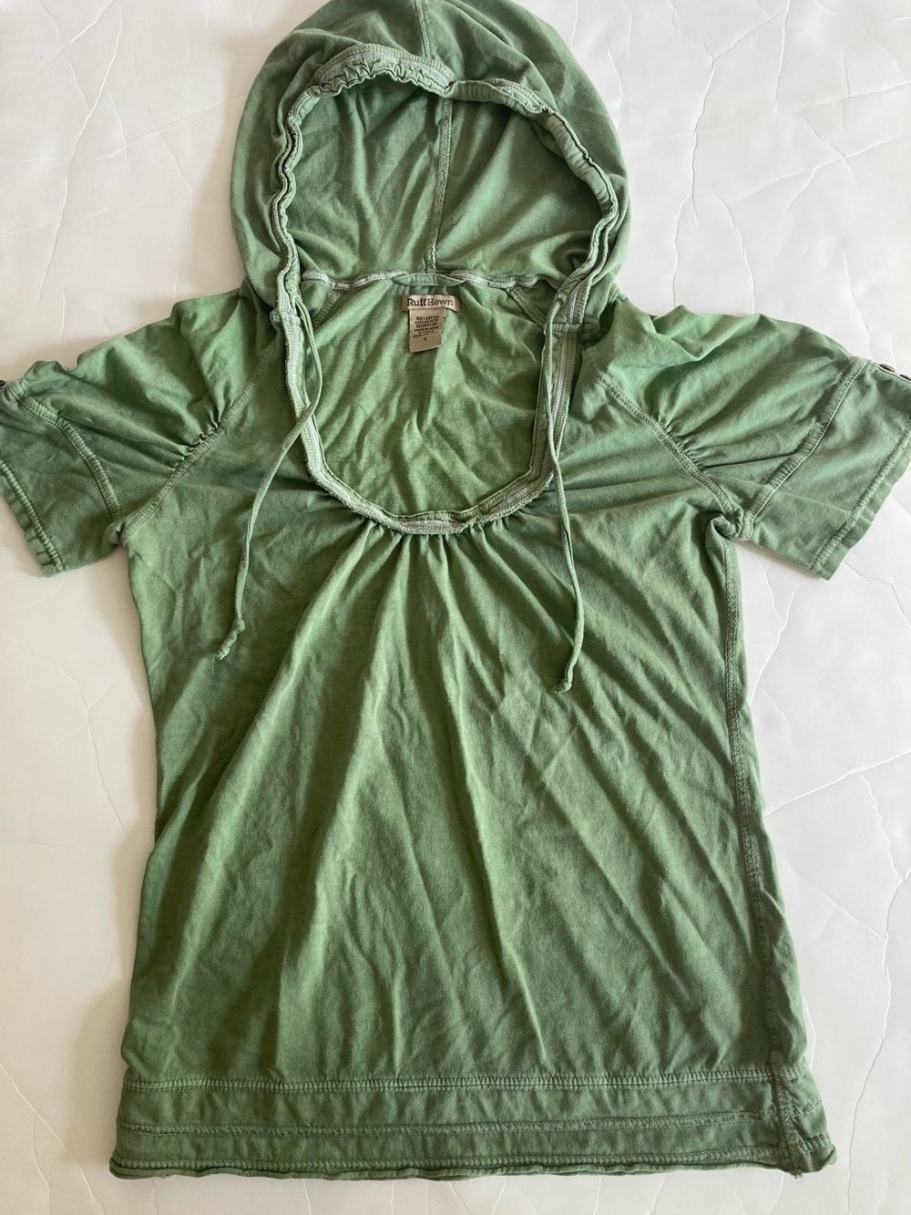 Unique weathered green hooded ruff hewn short sleeve tee small EUC
